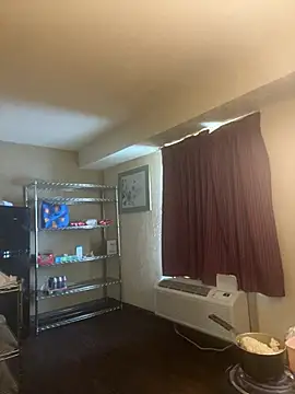 jrnice8tsix online show from February 12, 2026, 3:18 pm