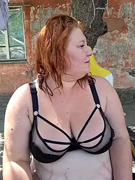 Snapshot of Miss_tits2025 chatting on July 1, 2026, 9:00 am Miss tits2025 online show from July 1, 2026, 9:00 am