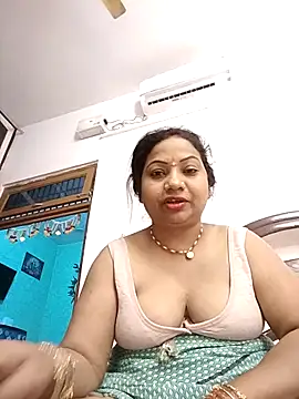 Cute-Janvi20 online show from April 13, 2026, 8:53 am