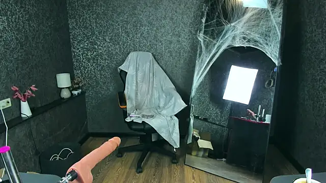 Anjela Botton online show from April 21, 2026, 6:01 pm