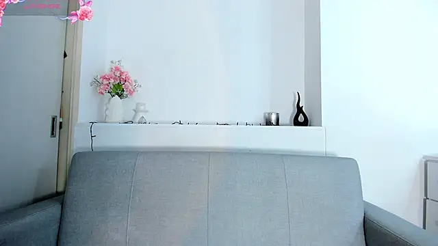 Alykass online show from November 22, 2025, 8:08 pm