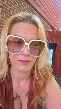 Snapshot of RhondaRump chatting on June 11, 2026, 3:10 pm RhondaRump online show from June 11, 2026, 3:10 pm