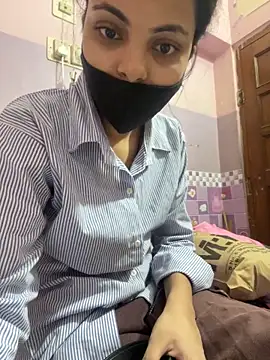 Snapshot of Sandhya_77 chatting on April 4, 2026, 6:33 am Sandhya 77 online show from April 4, 2026, 6:33 am