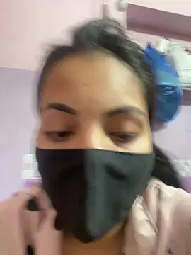 Snapshot of Sandhya_77 chatting on April 11, 2026, 5:45 am Sandhya 77 online show from April 11, 2026, 5:45 am