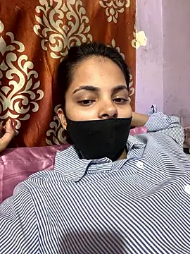 Snapshot of Sandhya_77 chatting on April 14, 2026, 5:24 am Sandhya 77 online show from April 14, 2026, 5:24 am