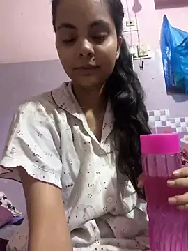 Snapshot of Sandhya_77 chatting on April 29, 2026, 6:06 am Sandhya 77 online show from April 29, 2026, 6:06 am