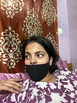 Snapshot of Sandhya_77 chatting on May 5, 2026, 6:32 am Sandhya 77 online show from May 5, 2026, 6:32 am