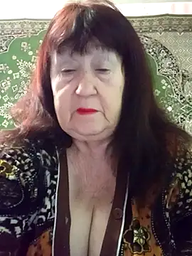 CrystalLime6411 online show from January 13, 2026, 4:45 pm