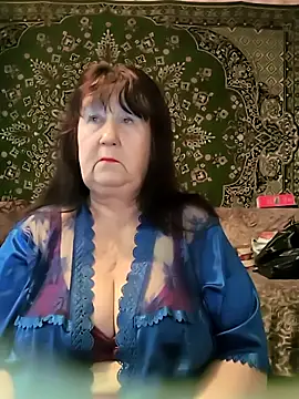 Snapshot of CrystalLime6411 chatting on April 3, 2026, 2:48 pm CrystalLime6411 online show from April 3, 2026, 2:48 pm