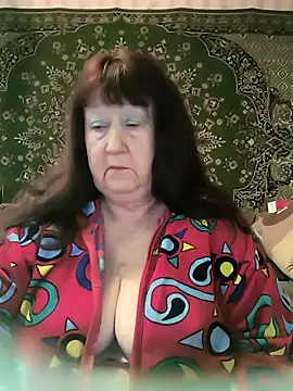 Snapshot of CrystalLime6411 chatting on April 6, 2026, 3:24 pm CrystalLime6411 online show from April 6, 2026, 3:24 pm