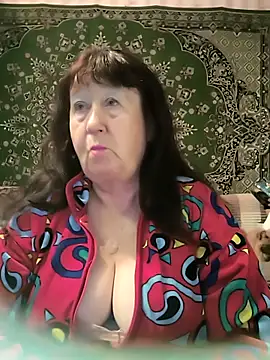 Snapshot of CrystalLime6411 chatting on April 11, 2026, 2:49 am CrystalLime6411 online show from April 11, 2026, 2:49 am