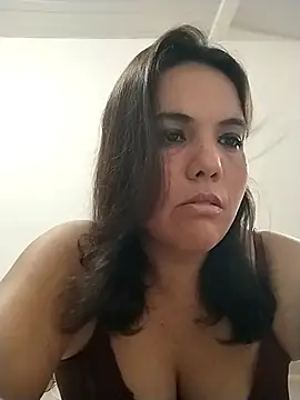 Bellapotencia1985 online show from January 10, 2026, 10:06 am