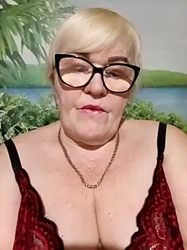 VioletSweet5566 online show from March 25, 2026, 10:05 pm