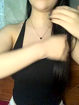 Lyly11 online show from November 8, 2025, 7:30 am