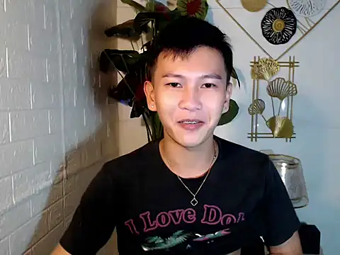 RalfAsian25 online show from May 13, 2026, 6:00 am