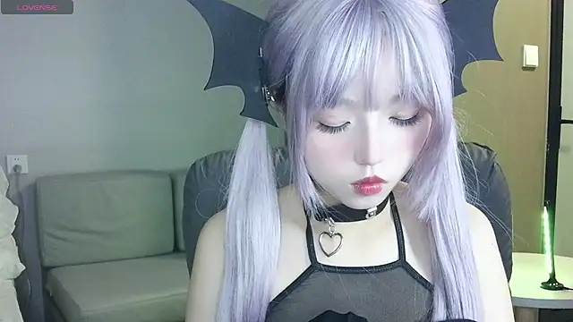 Snapshot of a5l2e0x chatting on September 11, 2025, 2:39 pm a5l2e0x online show from September 11, 2025, 2:39 pm