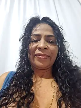 Snapshot of floresblancas chatting on December 19, 2025, 10:22 am floresblancas online show from December 19, 2025, 10:22 am