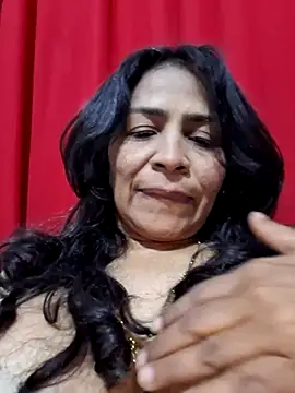 Snapshot of floresblancas chatting on March 18, 2026, 11:08 pm floresblancas online show from March 18, 2026, 11:08 pm