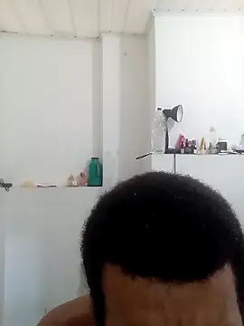 moreno25centimetro online show from September 18, 2025, 5:48 pm