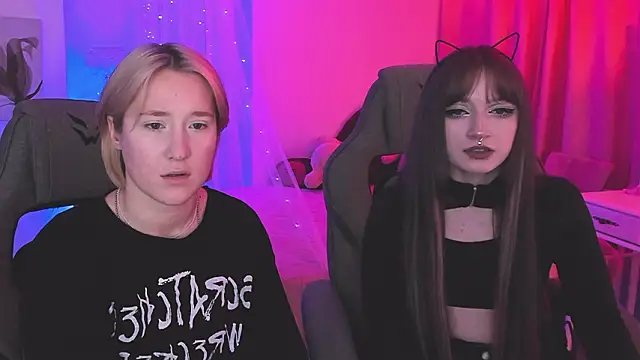 Snapshot of CinBellamy chatting on March 4, 2026, 12:11 pm CinBellamy online show from March 4, 2026, 12:11 pm