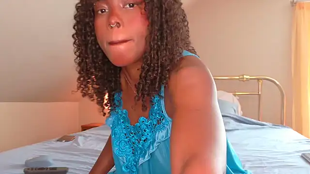 SparklingSoleil online show from July 31, 2026, 7:46 pm