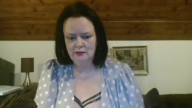 TiffanyMature online show from October 4, 2025, 10:19 pm