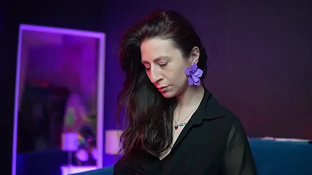 RubyRosa online show from April 7, 2026, 10:20 pm