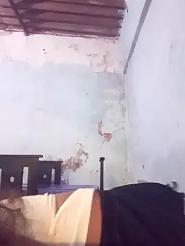 afroditaligh online show from October 29, 2025, 12:18 pm