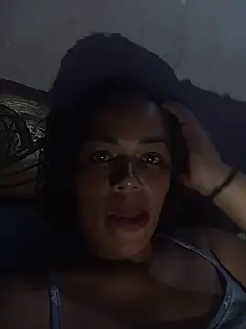 afroditaligh online show from November 9, 2025, 8:40 pm