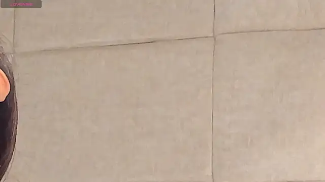 VioletHilton online show from September 9, 2025, 9:25 pm