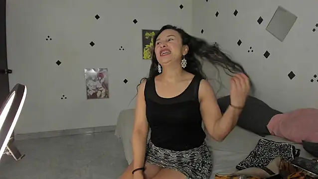 samaramour online show from September 26, 2025, 11:47 am