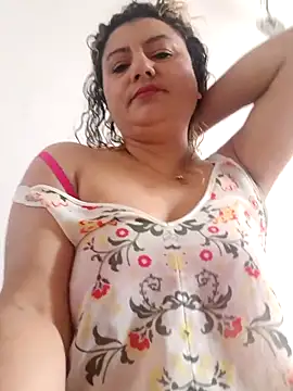 Nataly Foley online show from October 3, 2025, 2:58 pm