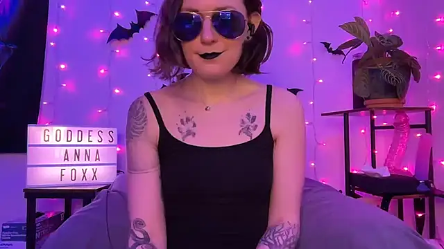 mistressannafoxx online show from January 6, 2026, 10:34 pm