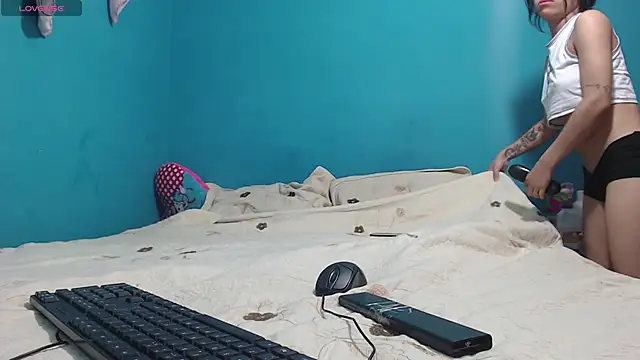 toxic sweet  online show from September 11, 2025, 5:51 am