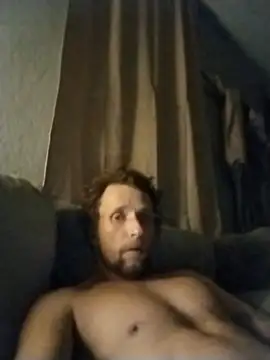 Snapshot of CatchyPart93 chatting on November 8, 2025, 10:52 pm CatchyPart93 online show from November 8, 2025, 10:52 pm