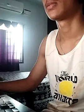 kjohn20 online show from December 2, 2025, 8:19 am