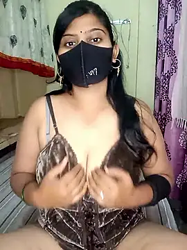 Snapshot of reena502 chatting on February 8, 2026, 1:09 am reena502 online show from February 8, 2026, 1:09 am