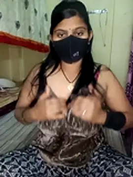 Snapshot of reena502 chatting on February 17, 2026, 3:47 am reena502 online show from February 17, 2026, 3:47 am