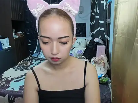 Soft Angel8 online show from December 19, 2025, 1:18 pm