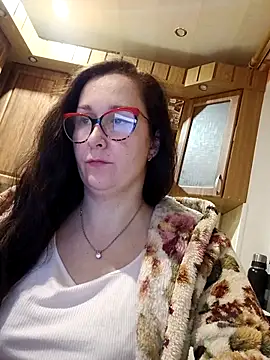 Amandda  online show from December 13, 2025, 7:53 pm