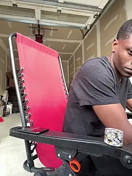 labishyoung25 online show from September 27, 2025, 10:15 pm