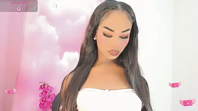 DarliingSweet online show from December 18, 2025, 10:43 am