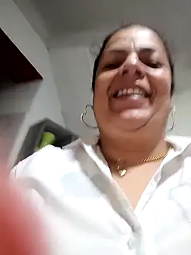 Mia-Glow online show from September 11, 2025, 12:38 pm