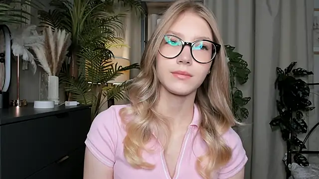 ChinBonnell online show from September 25, 2025, 5:44 am