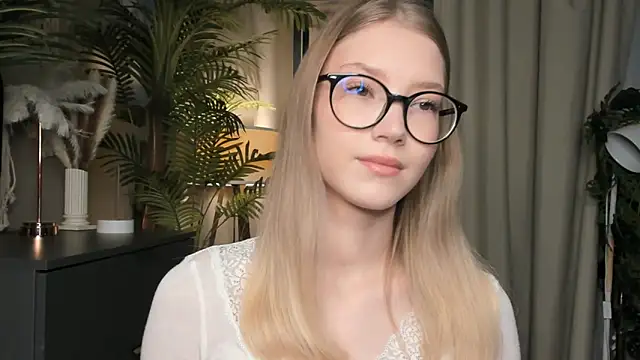 ChinBonnell online show from November 13, 2025, 5:39 am