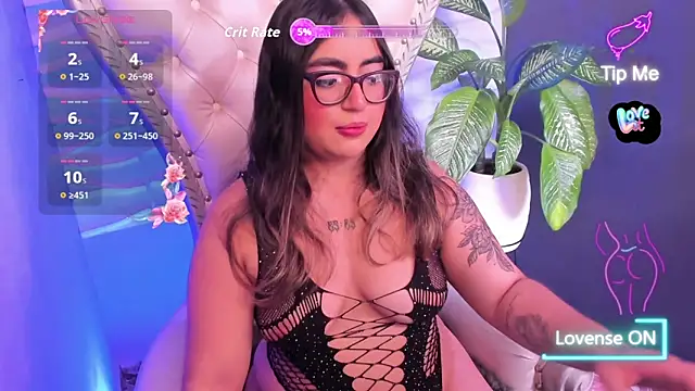 April  foxx online show from October 23, 2025, 3:44 pm