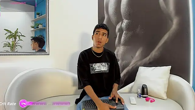 ender h0t online show from November 8, 2025, 1:44 pm