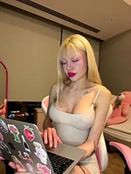 Snapshot of Sindyyy228 chatting on November 20, 2025, 10:42 pm Sindyyy228 online show from November 20, 2025, 10:42 pm