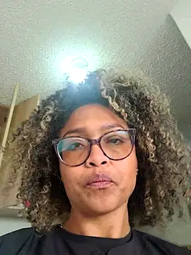 BiiancaEstradaa online show from September 28, 2025, 6:02 pm