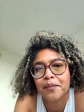 BiiancaEstradaa online show from February 9, 2026, 10:14 pm